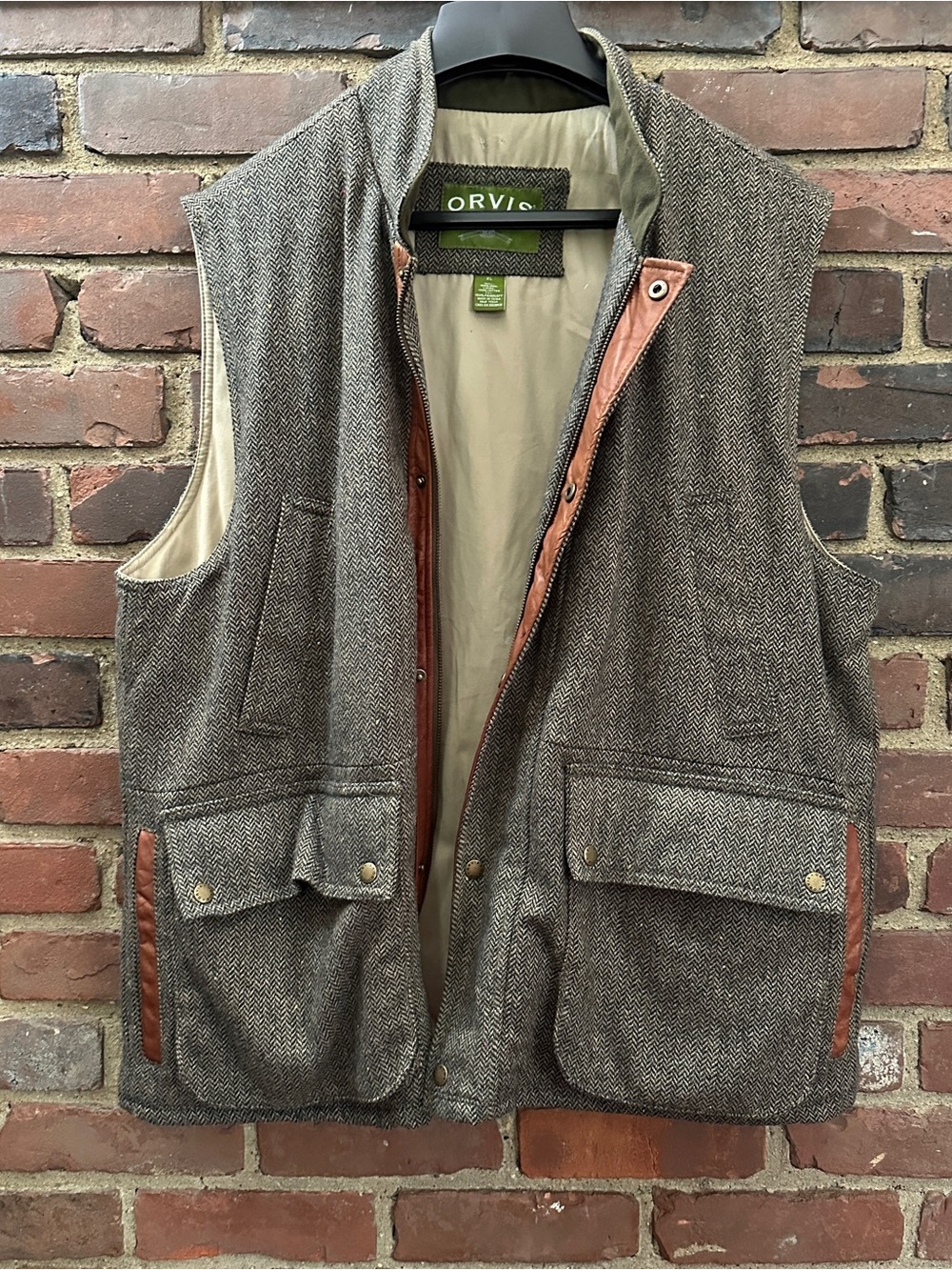 Orvis Mens Vest Herringbone Wool Tweed Size XL Leather Trim Lined Hunting